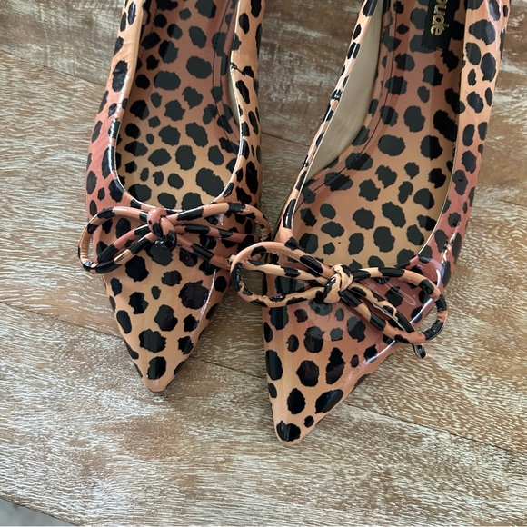 New Larroude Lee Pointed Toe Flats Cheetah Leopard - Picture 4 of 8